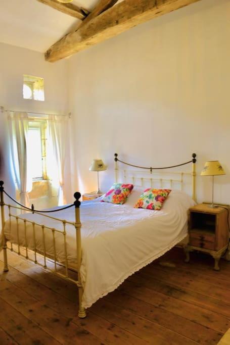 As Seen On A New Life In The Sun - Beautiful 3 Bedroom Cottage With Shared Pool Montboyer Экстерьер фото